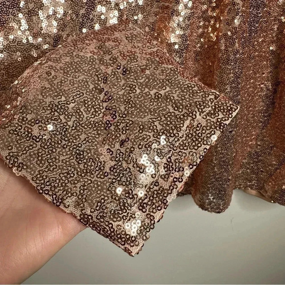 ELOQUII Elements Rose Gold Cowl Back Sequin Top Size 22 - Picture 5 of 8